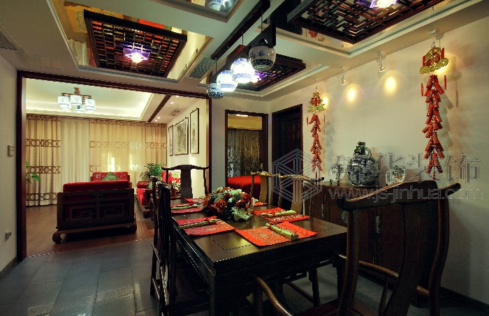 >天正湖濱花園
戶型